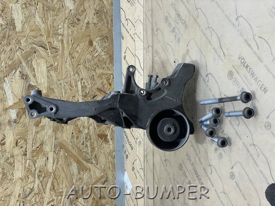 Audi A4 B6 2000- Кронштейн генератора 06D903143D, 06B903143L